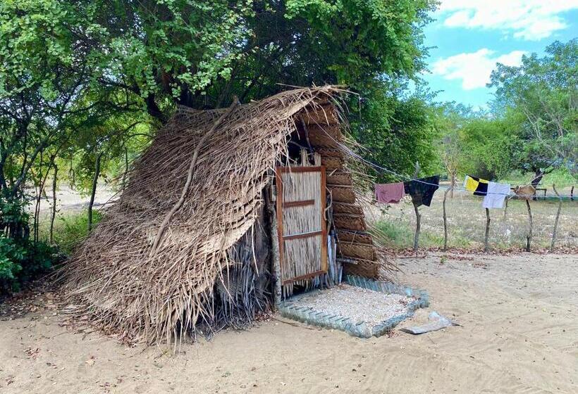 Отель Nila Point Cabana Cottage
