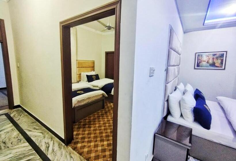 هتل Relax Cottage Swat By Khan Familia