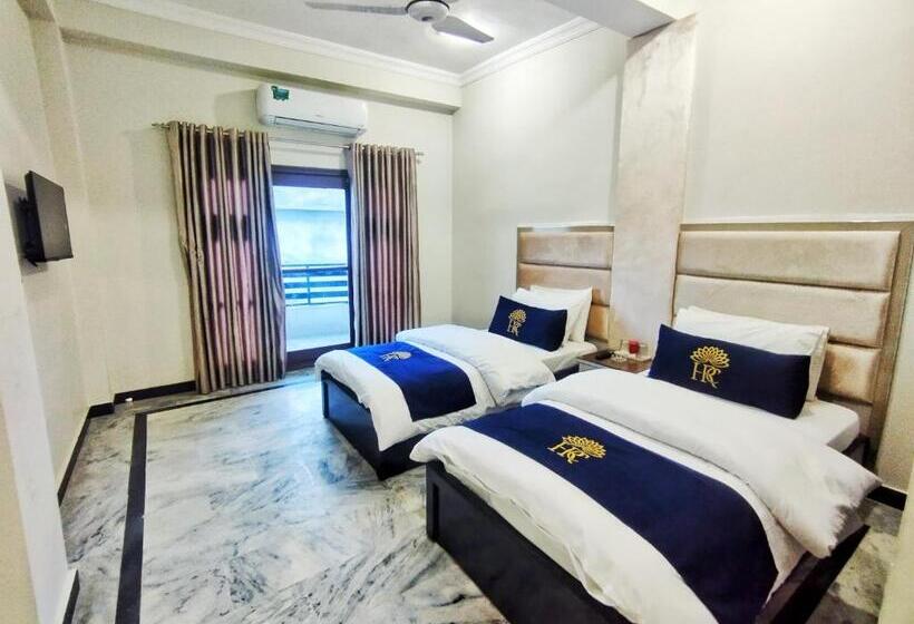 هتل Relax Cottage Swat By Khan Familia