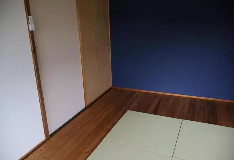 ペンション Guest House Kurukuru ゲストハウスくるくる