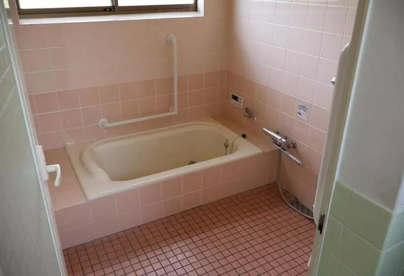 ペンション Guest House Kurukuru ゲストハウスくるくる