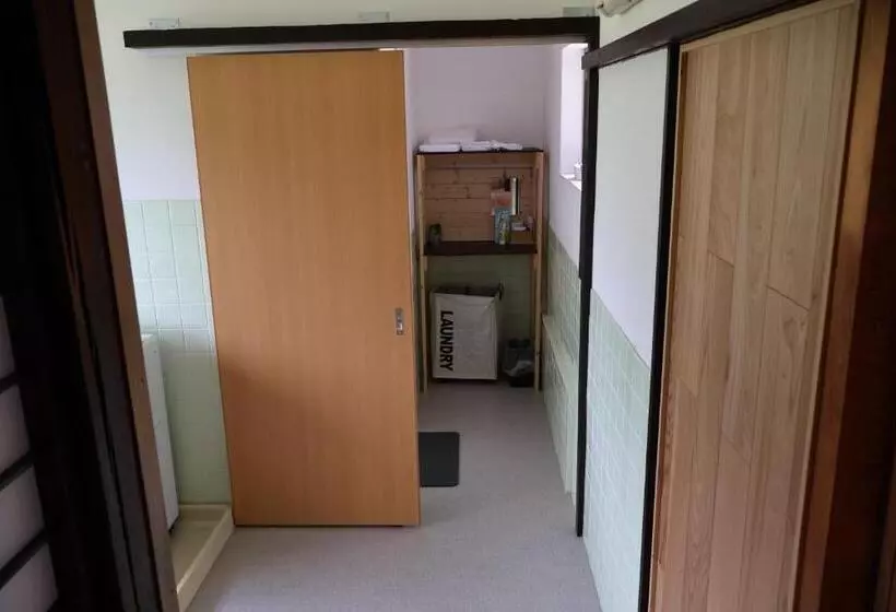 ペンション Guest House Kurukuru ゲストハウスくるくる