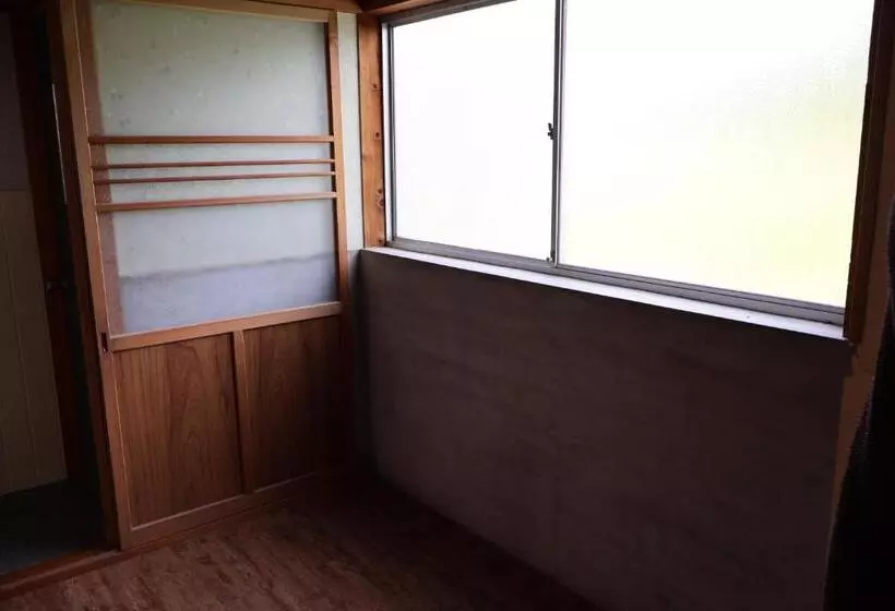 ペンション Guest House Kurukuru ゲストハウスくるくる