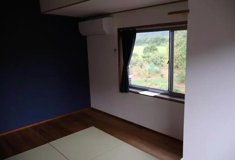 ペンション Guest House Kurukuru ゲストハウスくるくる