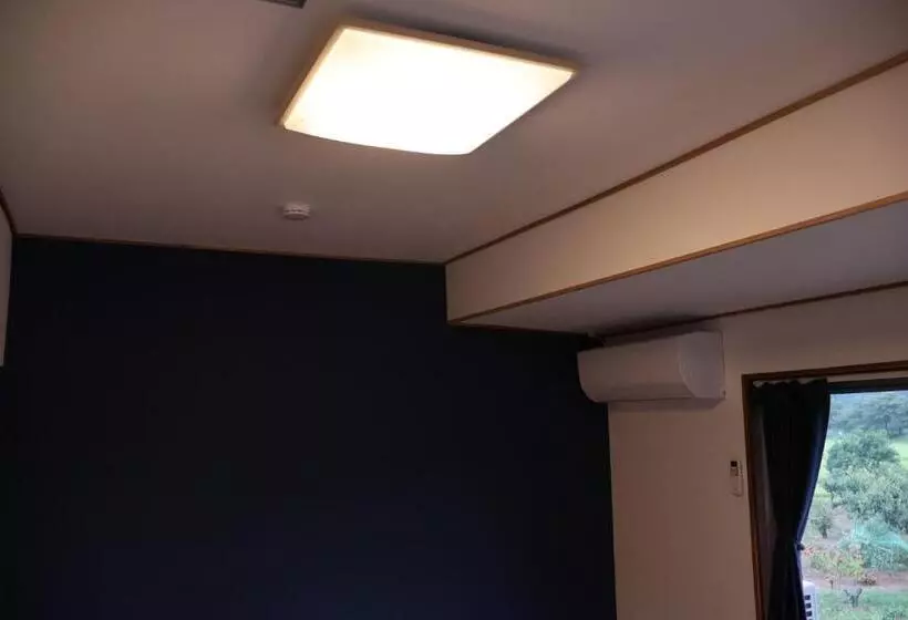 ペンション Guest House Kurukuru ゲストハウスくるくる