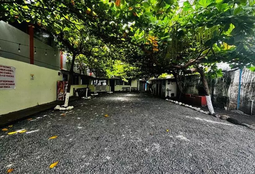 پانسیون La Casona Sv 2