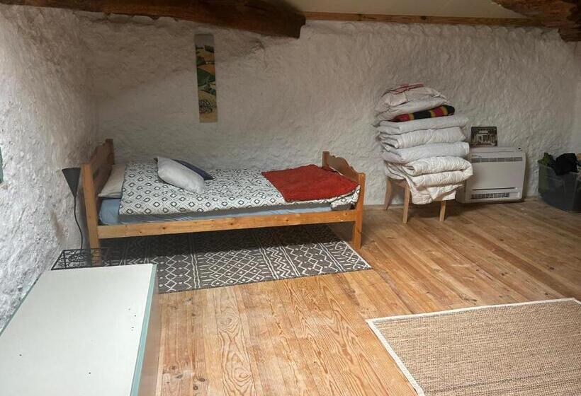 膳宿费 La Fontaine