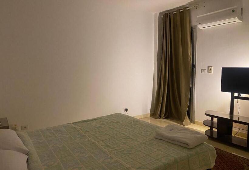 پانسیون Master Room In Madinaty