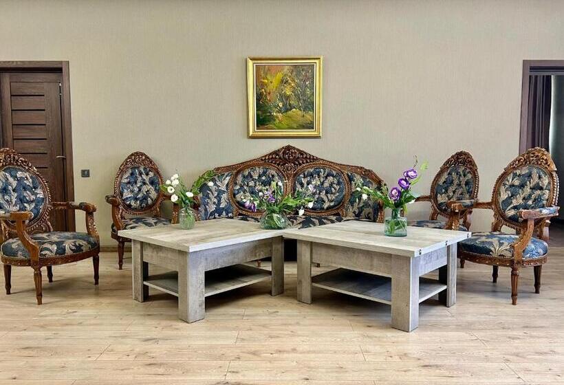 Pensjonat Rancho On Sevan Beach By Hv