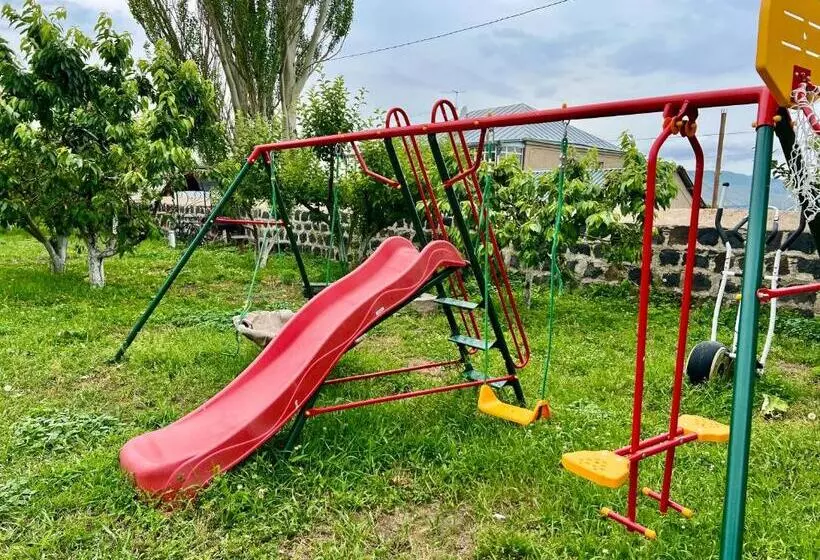 Majatalo Rancho On Sevan Beach By Hv