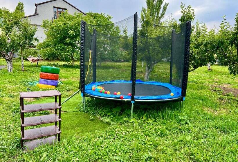 Pensjonat Rancho On Sevan Beach By Hv