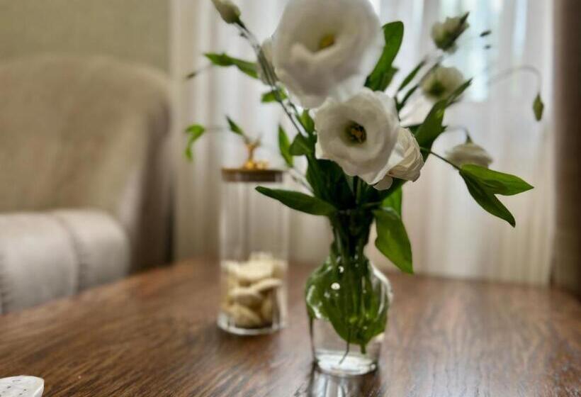 Pensjonat Rancho On Sevan Beach By Hv