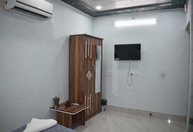 Pensão Rk Guest House Paying