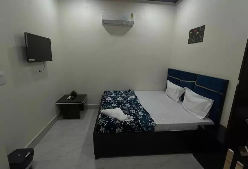 Majatalo Rk Guest House Paying