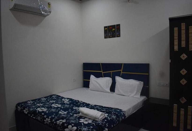 Pensão Rk Guest House Paying