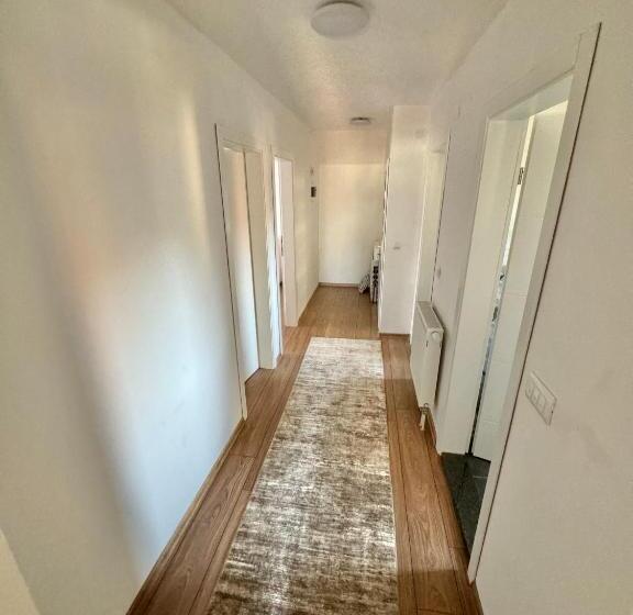 پانسیون Room Ejna 2