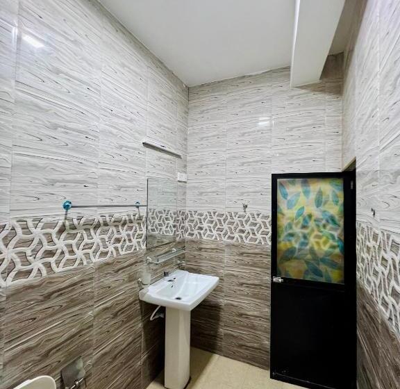 Пансион Rooms By Skein