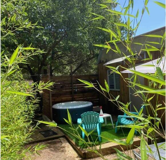 Пансион Studio Indépendant Proche Aix En Provence Avec Jacuzzi