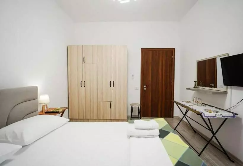 ペンション View City Apartments