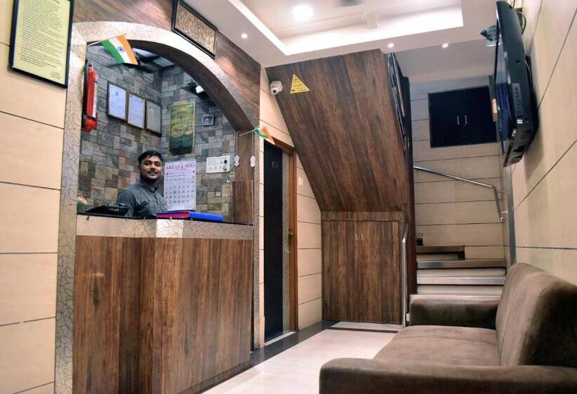 Smooth Checkin By Hotel Kamal