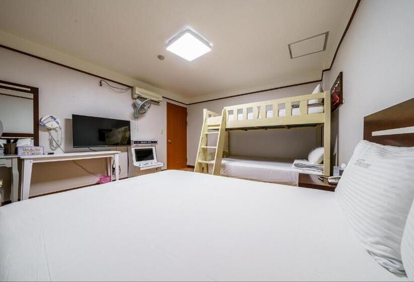 Valentine Hot Spring Motel