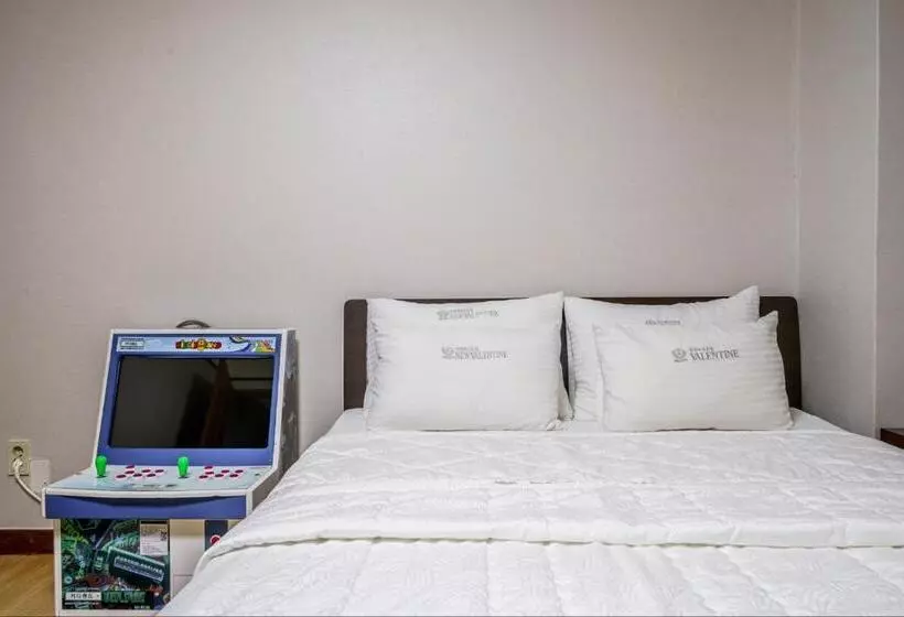 Valentine Hot Spring Motel