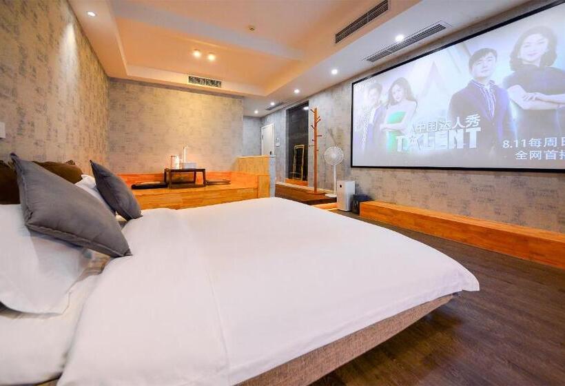 Hostel 笑脸里青年旅舍天府店