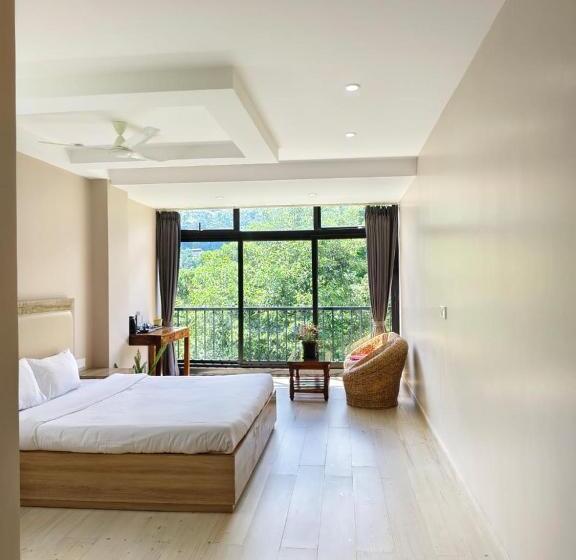 Bb 15 Hotel & Residences