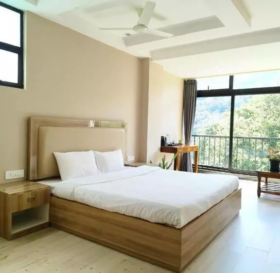 Bb 15 Hotel & Residences