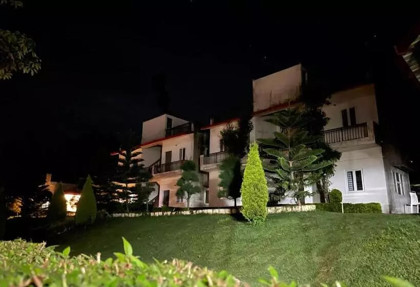 Hotelli Hidden Nature Resort