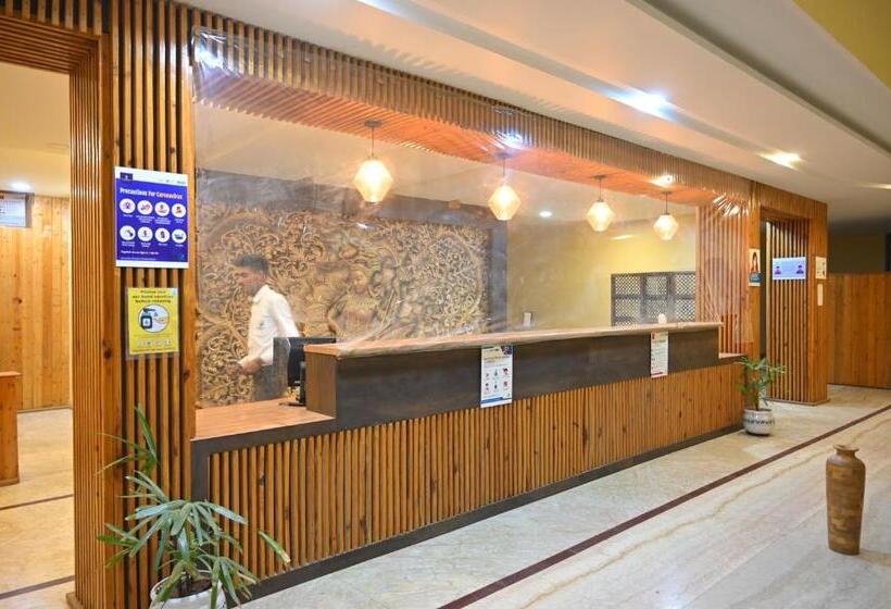 Hotel Orchha Club And Resort   Ocr