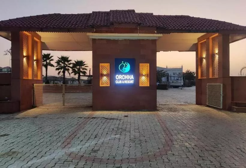 Hotelli Orchha Club And Resort   Ocr