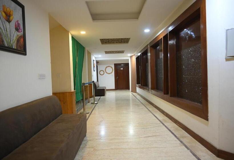 Hotel Orchha Club And Resort   Ocr