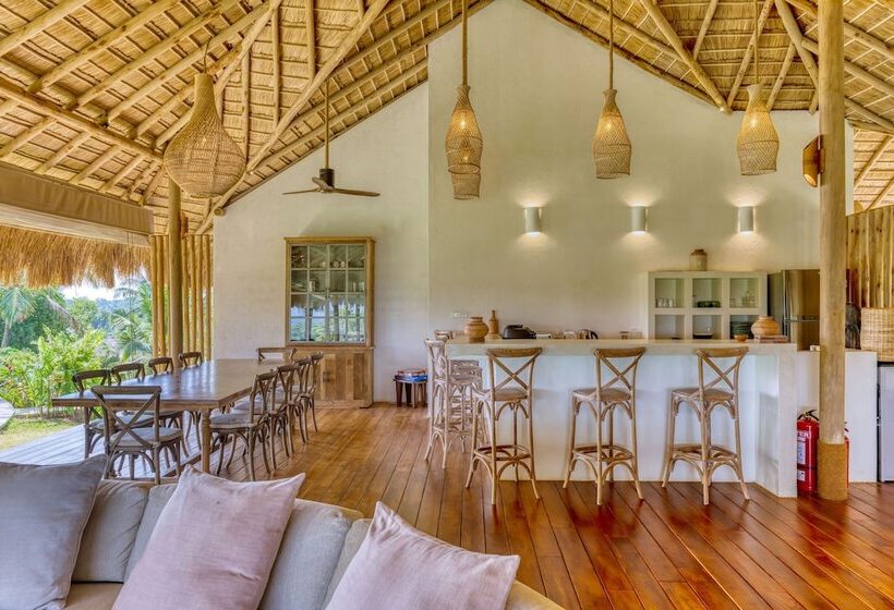 ホテル Tekanda Lodge