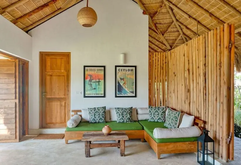 ホテル Tekanda Lodge