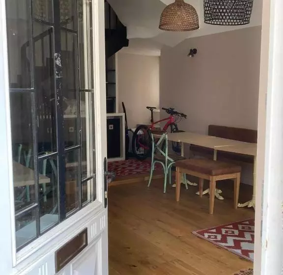 ペンション Ariejoie   Chambre Privée Dans Maison En Centre Historique