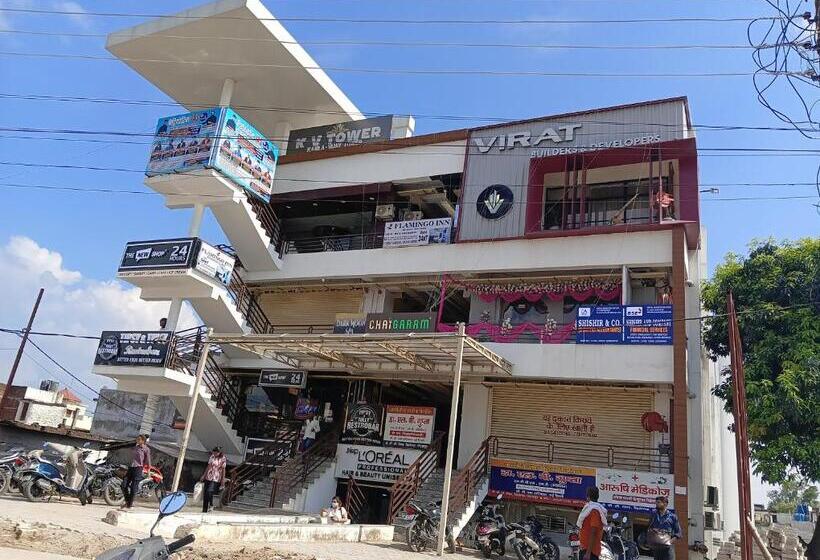 פנסיון Flamingo Inn