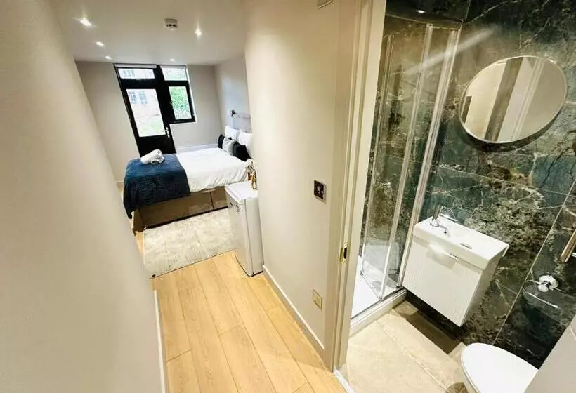 Majatalo Lovely En Suite, Top Location In London