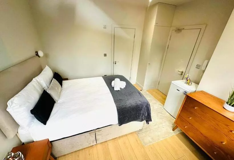 Majatalo Lovely En Suite, Top Location In London