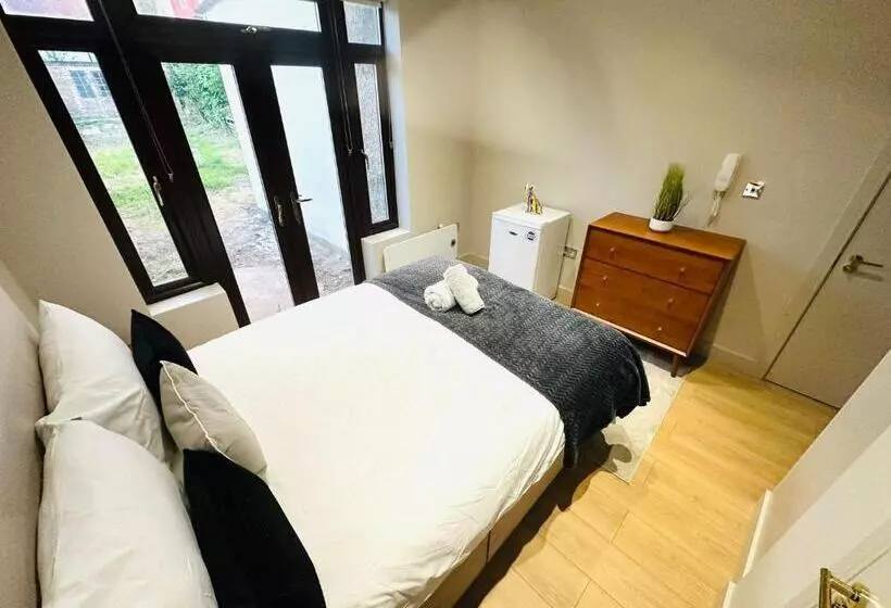 Majatalo Lovely En Suite, Top Location In London