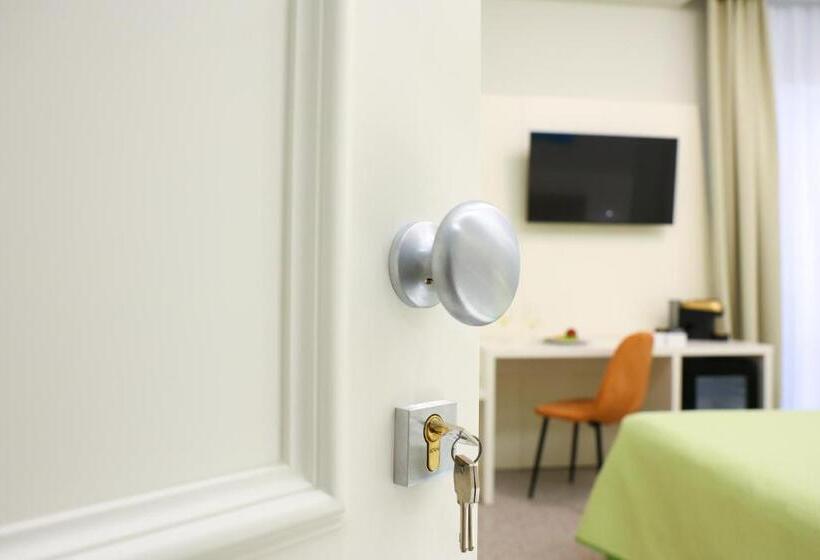 Пансион Nazzarì B&b Tropea