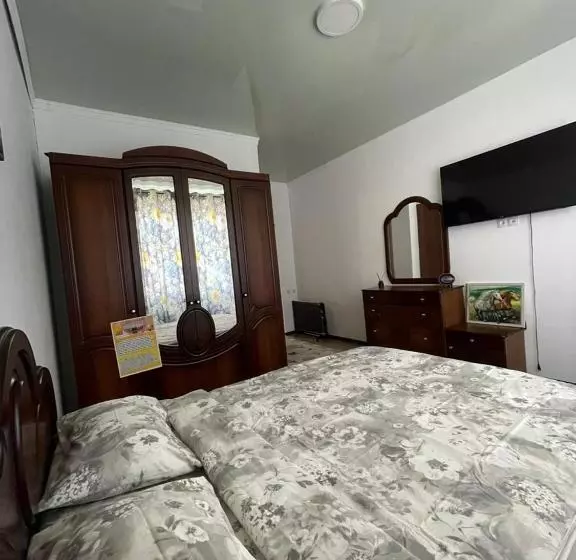 پانسیون Nomad  Guest House