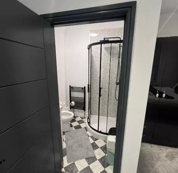 Majatalo Town Centre En Suite Room 4