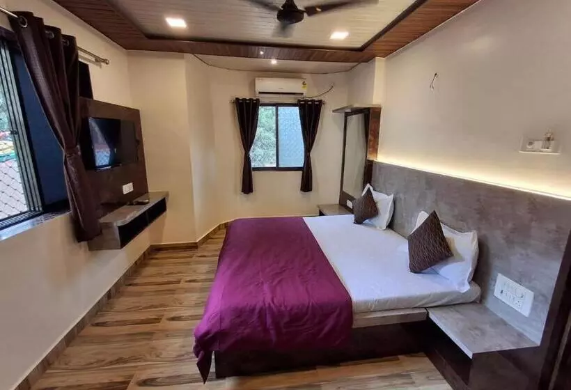 Suyog Hotel & Cottage Matheran