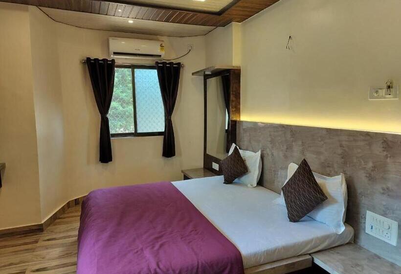 Suyog Hotel & Cottage Matheran