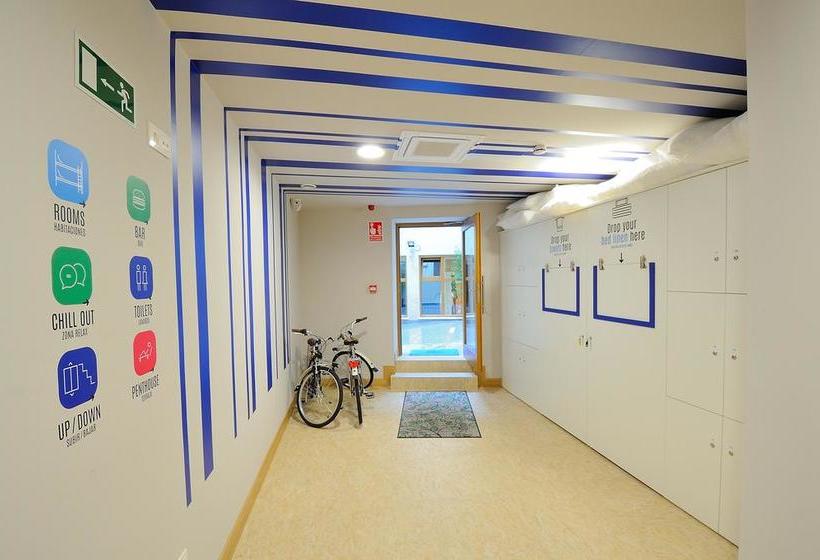 Bcool Bilbao  Hostel