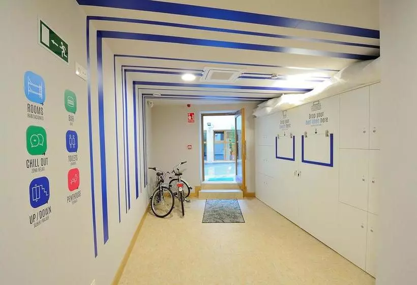 Bcool Bilbao  Hostel