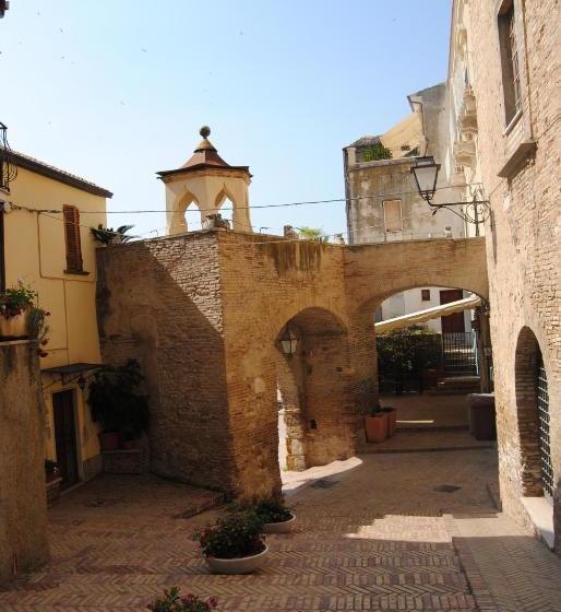 تختخواب و صبحانه Il Bersó Di Porta Catena