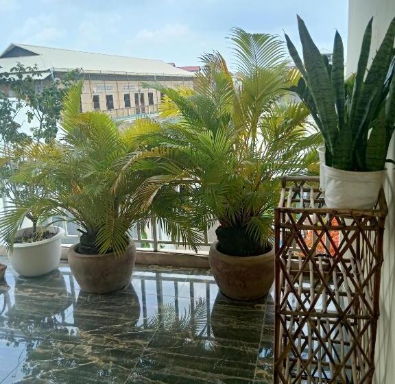 ベッドアンドブレックファースト Kol House