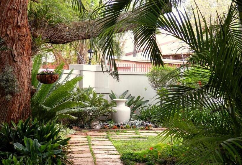 Bed and Breakfast The Platinum Guesthouse